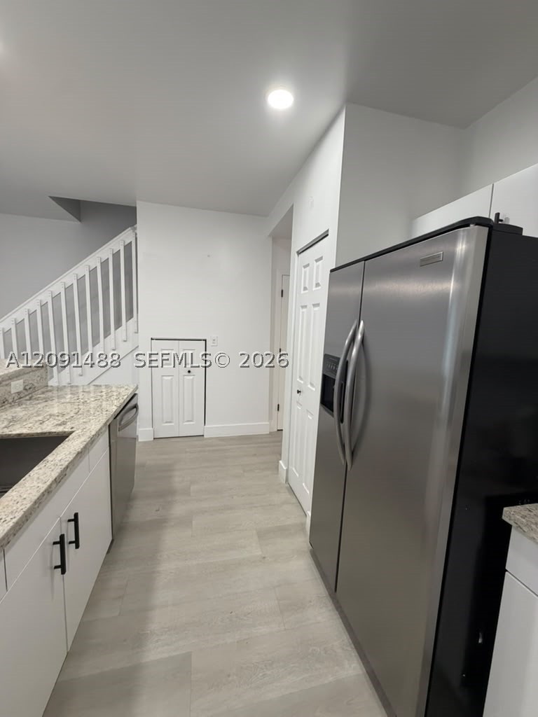 1022 Ne 42nd Ter N/a Property Photo 10