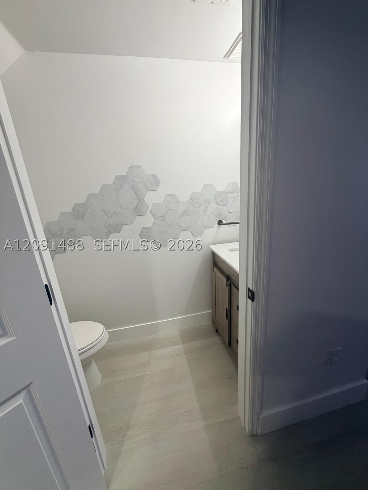 1022 Ne 42nd Ter N/a Property Photo 22