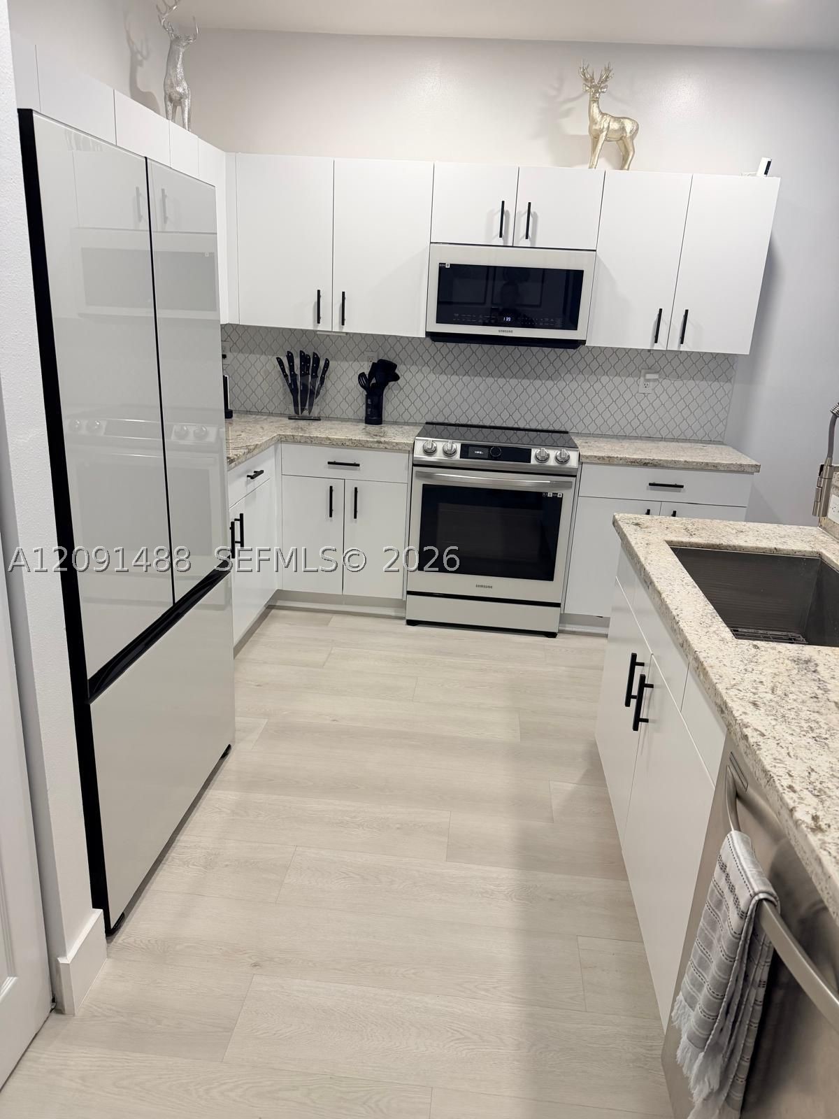 1022 Ne 42nd Ter N/a Property Photo 27