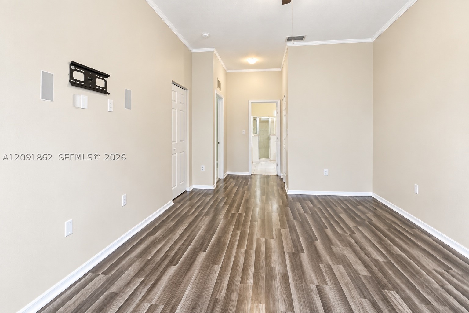 2919 Augusta Cir Property Photo 17