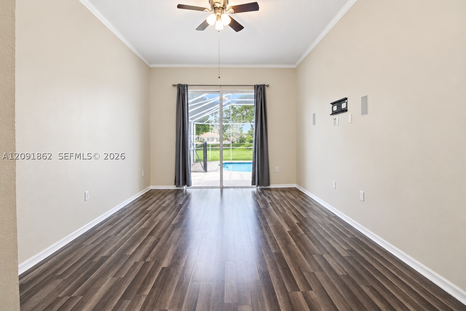2919 Augusta Cir Property Photo 18