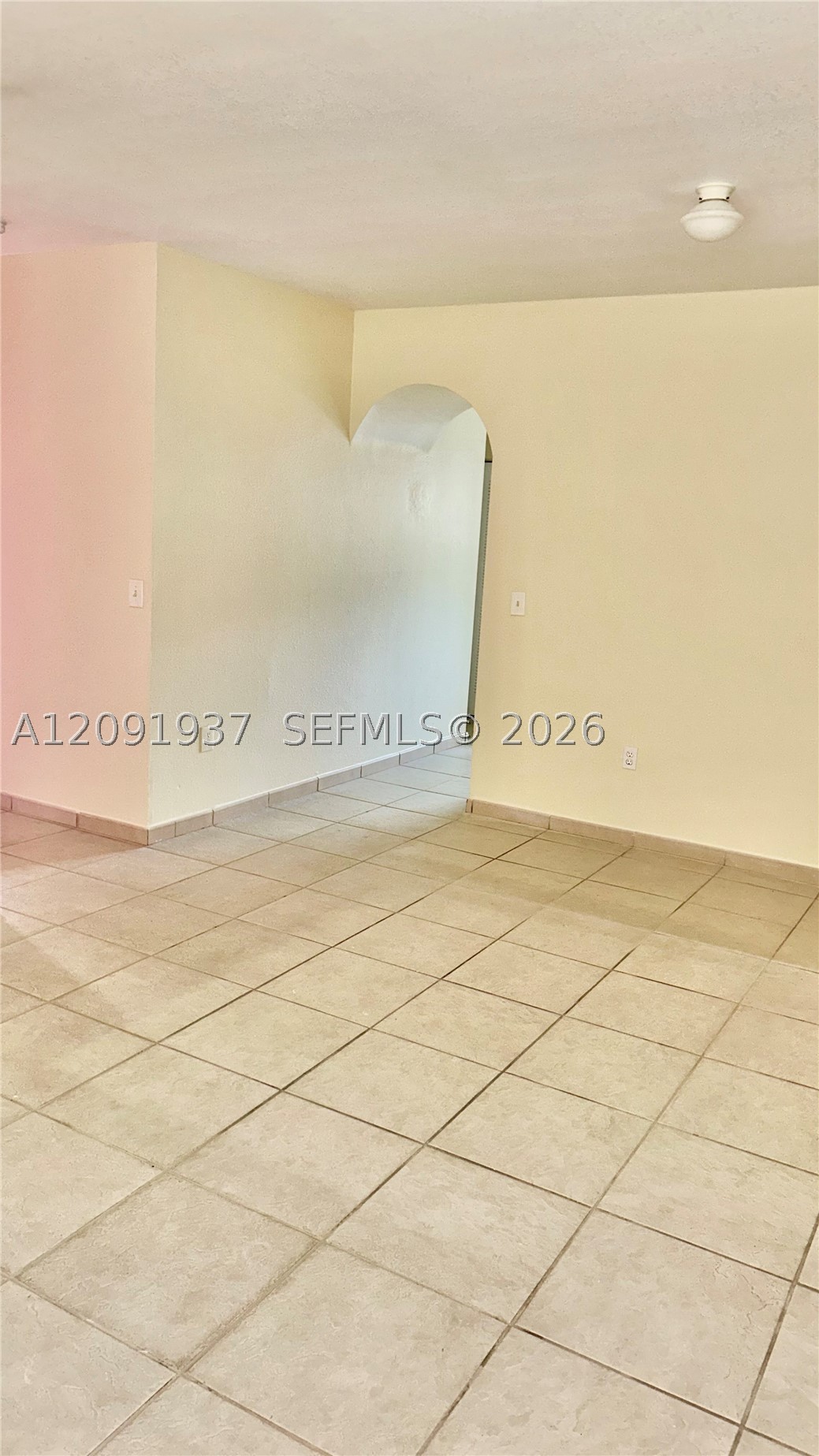 1615 Sw 3rd Ct Property Photo 3