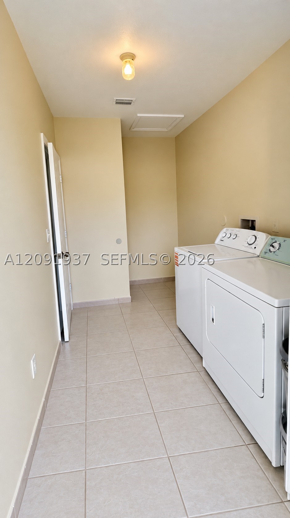 1615 Sw 3rd Ct Property Photo 11