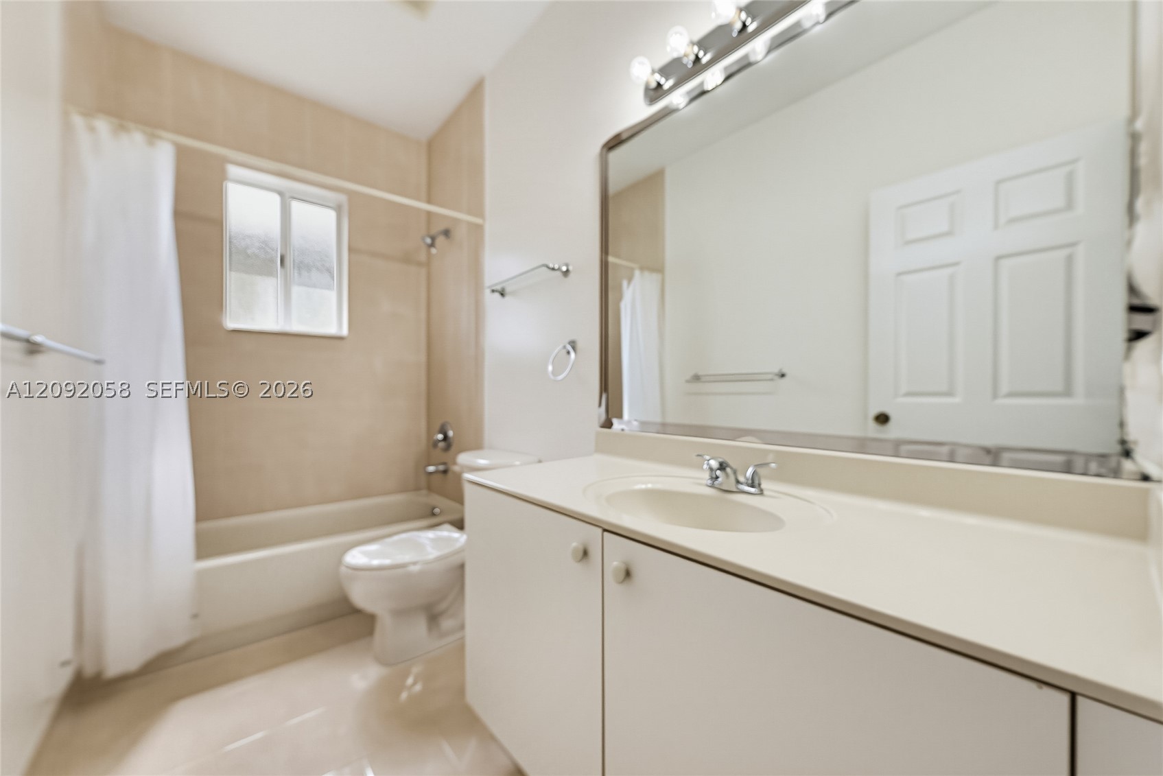 1175 Ne 41st Ave Property Photo 20