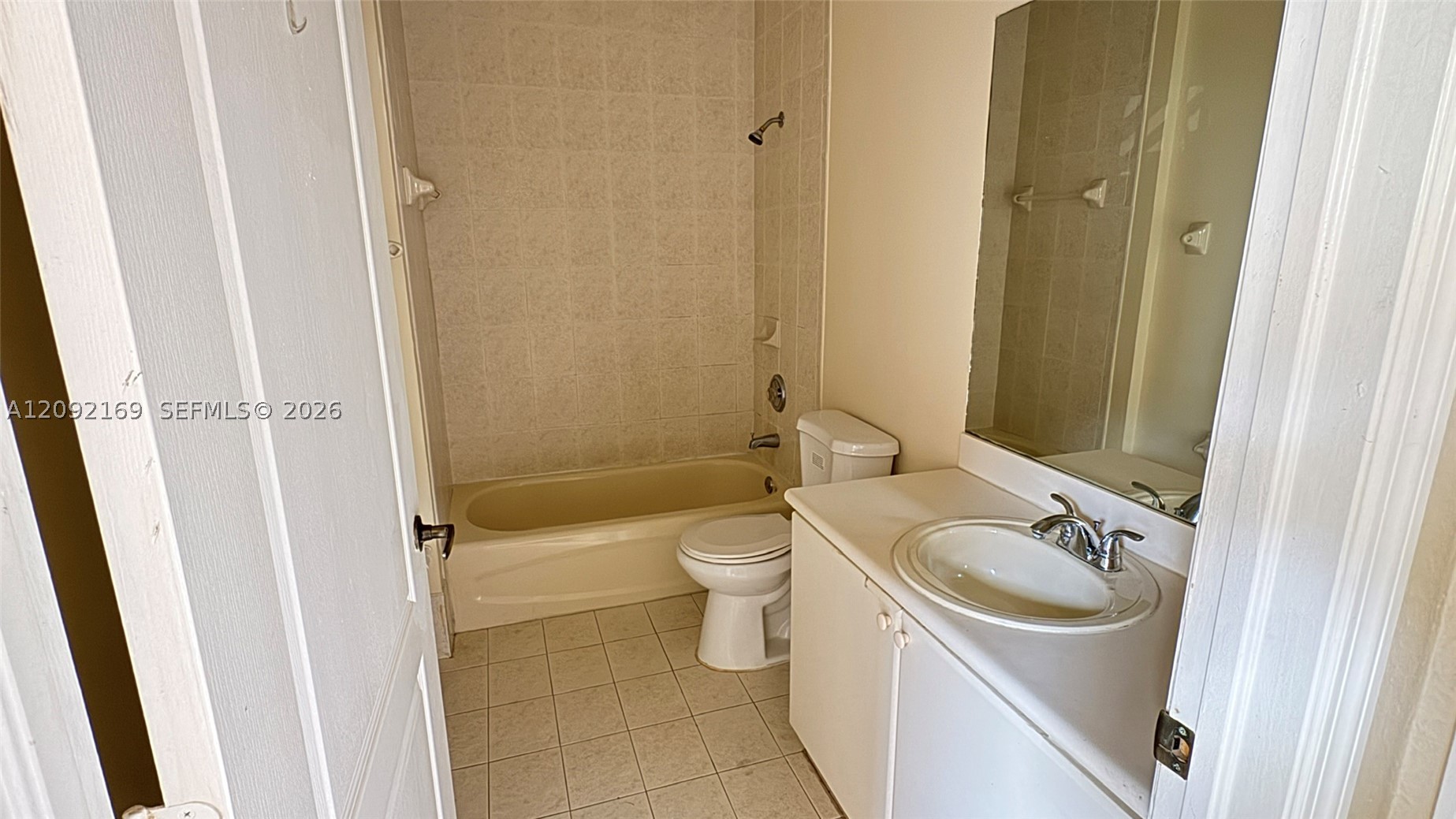 17650 Nw 73rd Ave 104-18 Property Photo 11