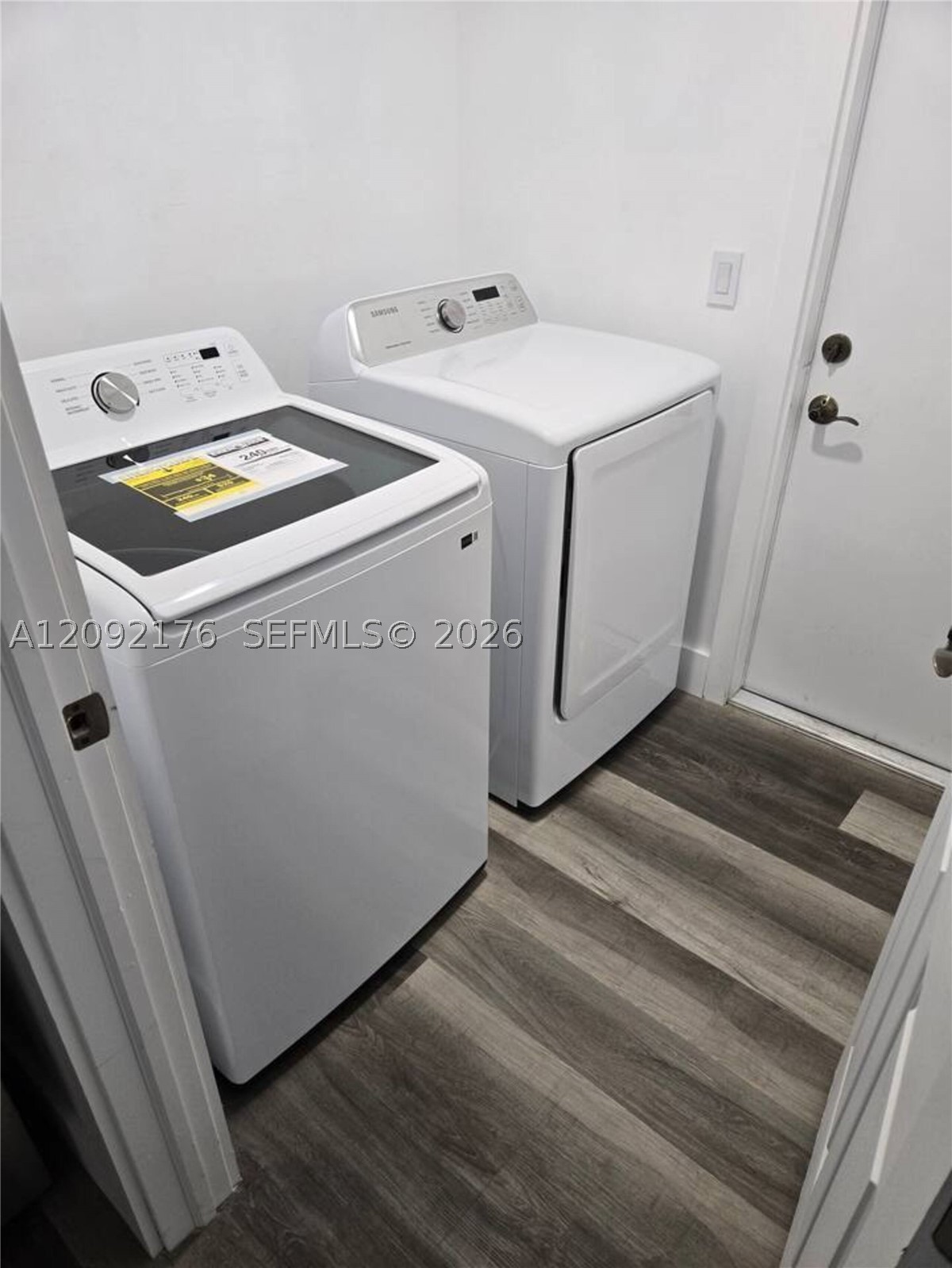 2618 Ne 2 Ave Property Photo 24
