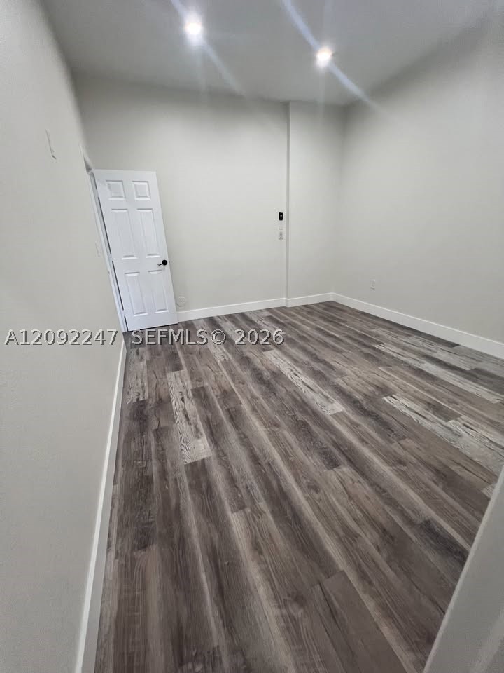 1031 Ne 17th Ter 0 Property Photo 15