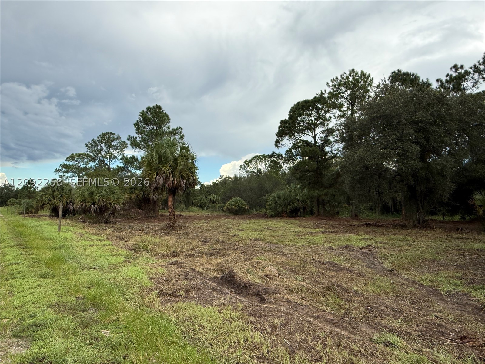 380 S Lindero St Property Photo 12