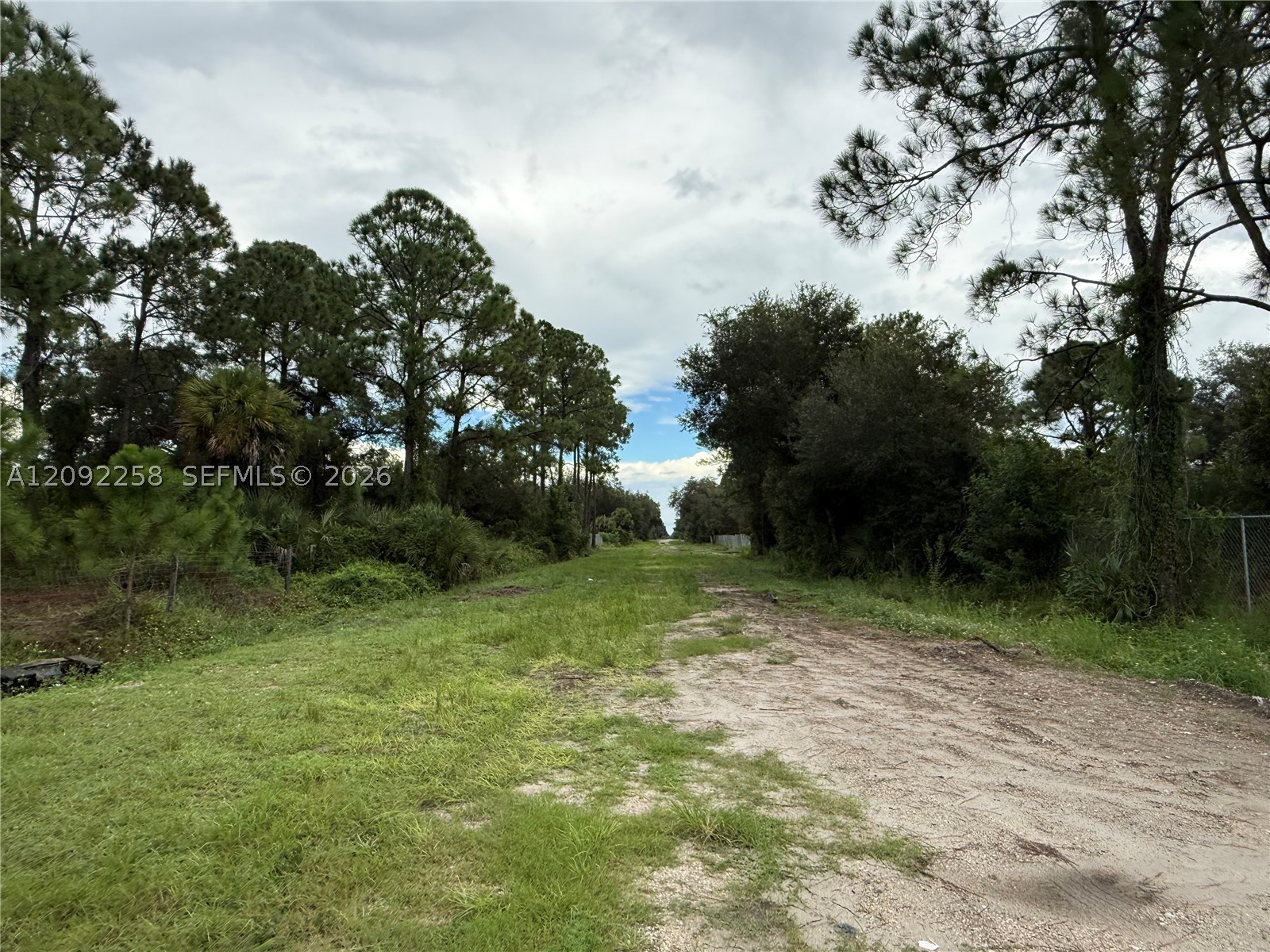 380 S Lindero St Property Photo 17