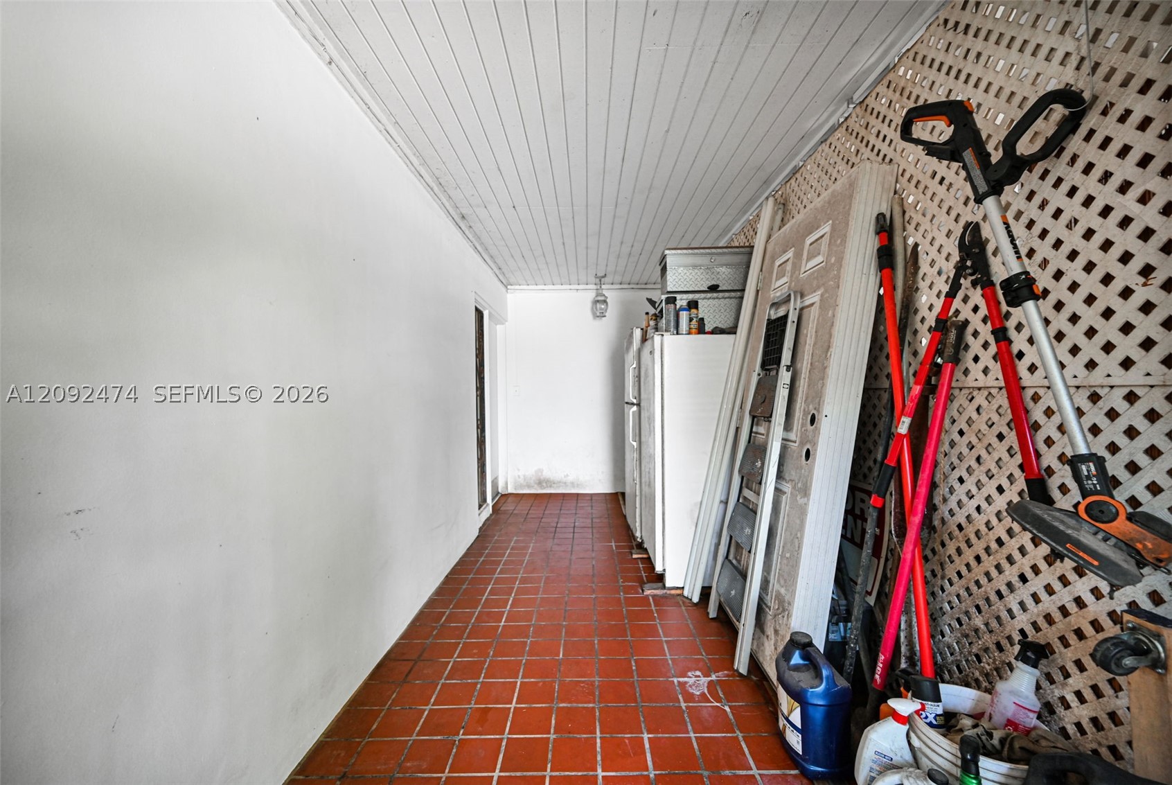 182 Nw 16th St Property Photo 17