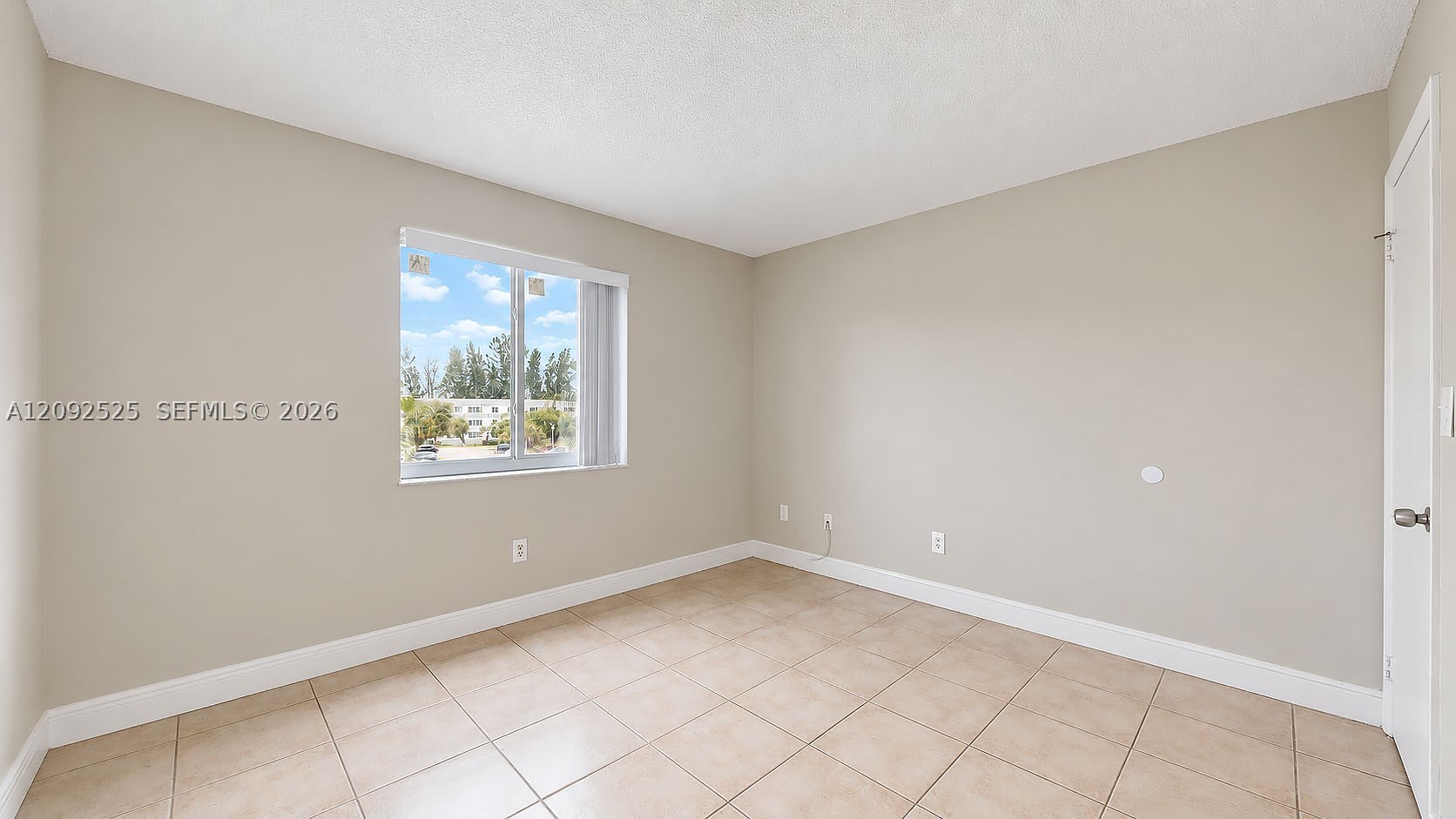 14850 Naranja Lakes Blvd B3d Property Photo 13