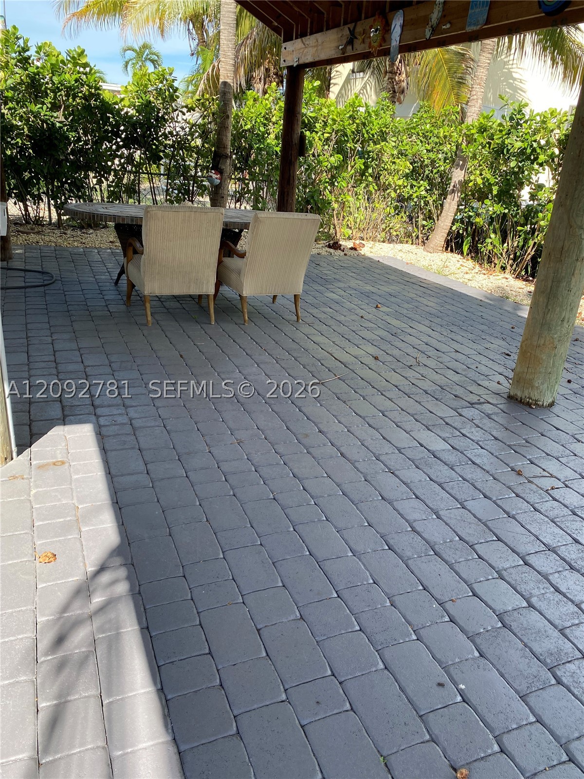 181 2nd Ct Property Photo 6