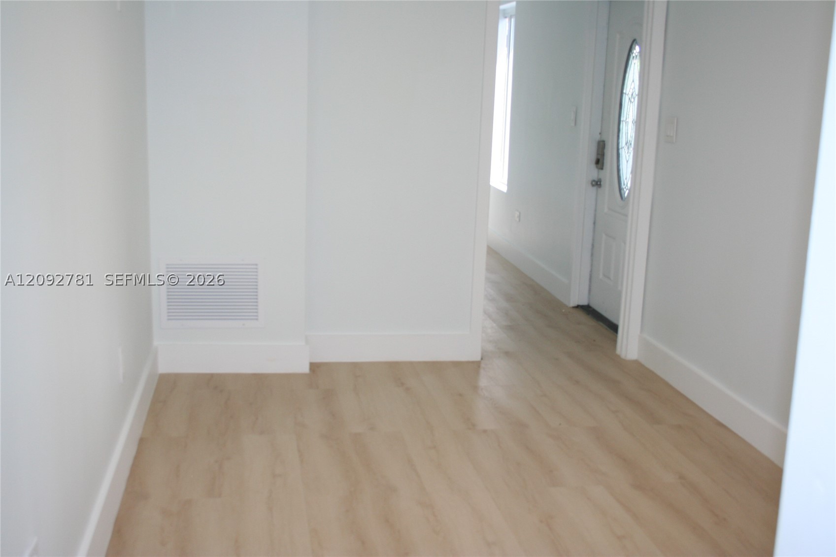 181 2nd Ct Property Photo 10