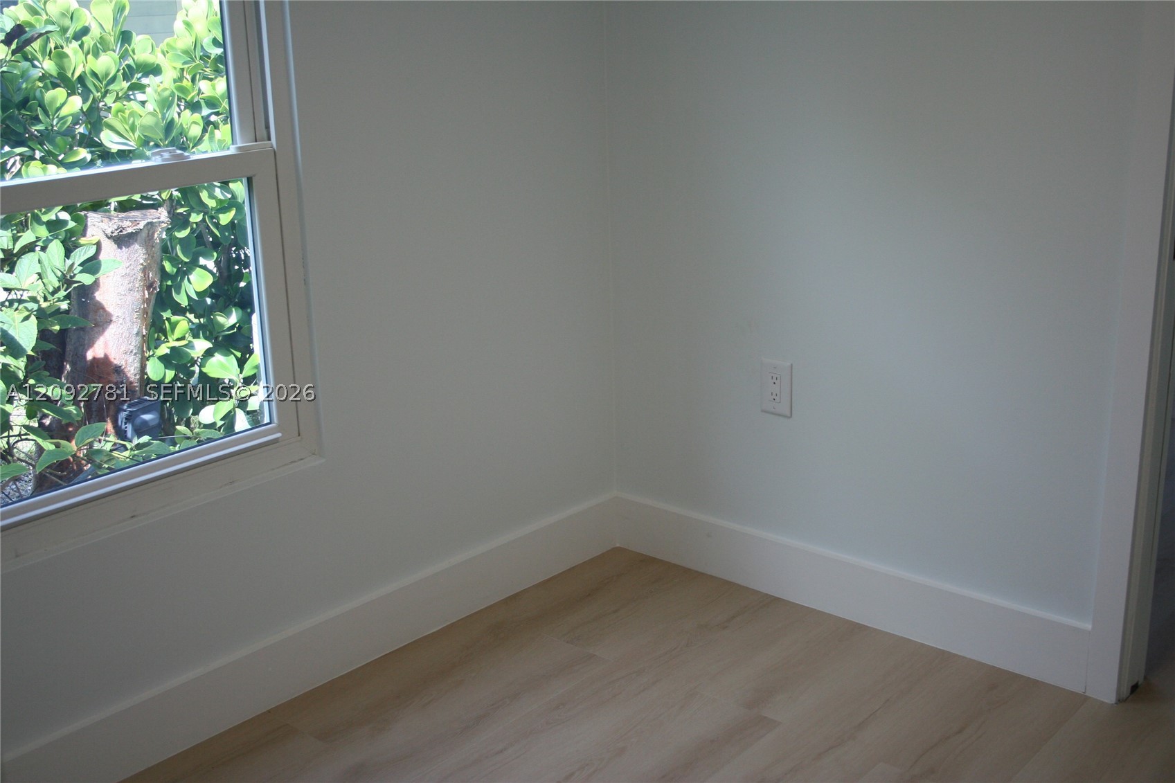 181 2nd Ct Property Photo 20