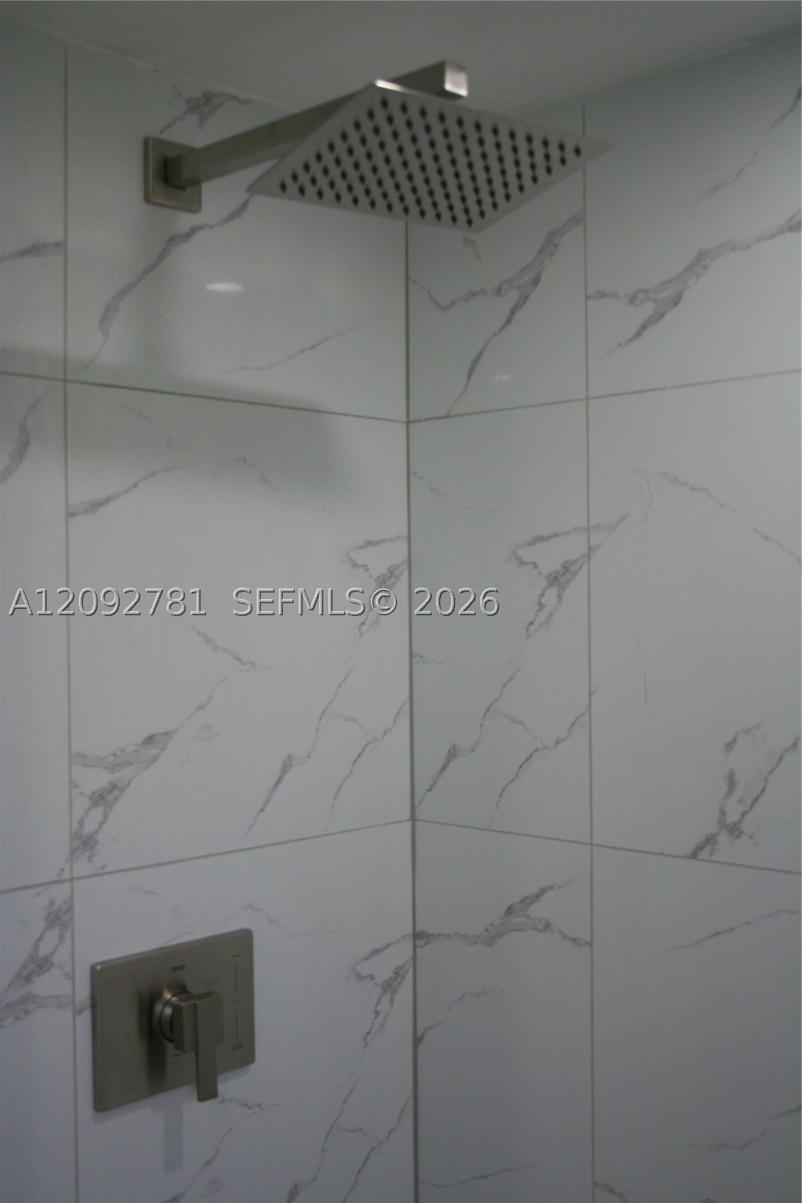 181 2nd Ct Property Photo 35