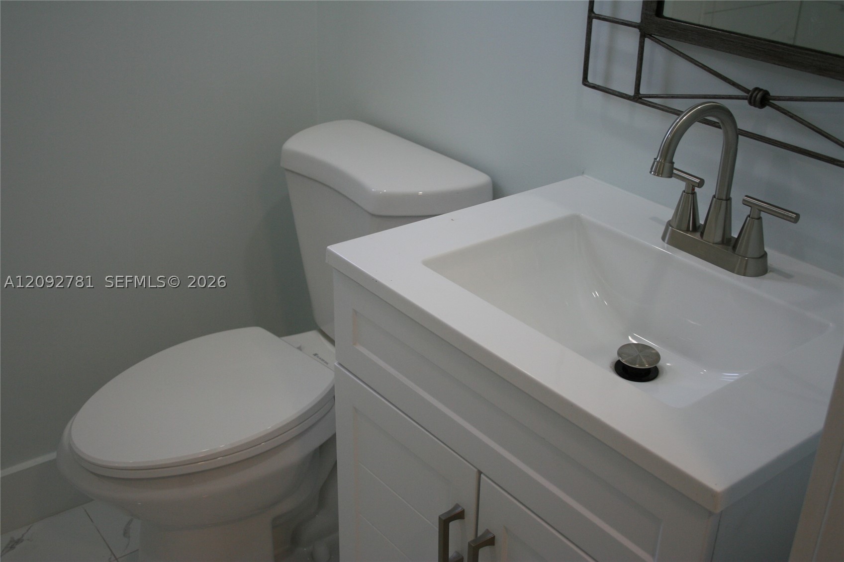 181 2nd Ct Property Photo 40