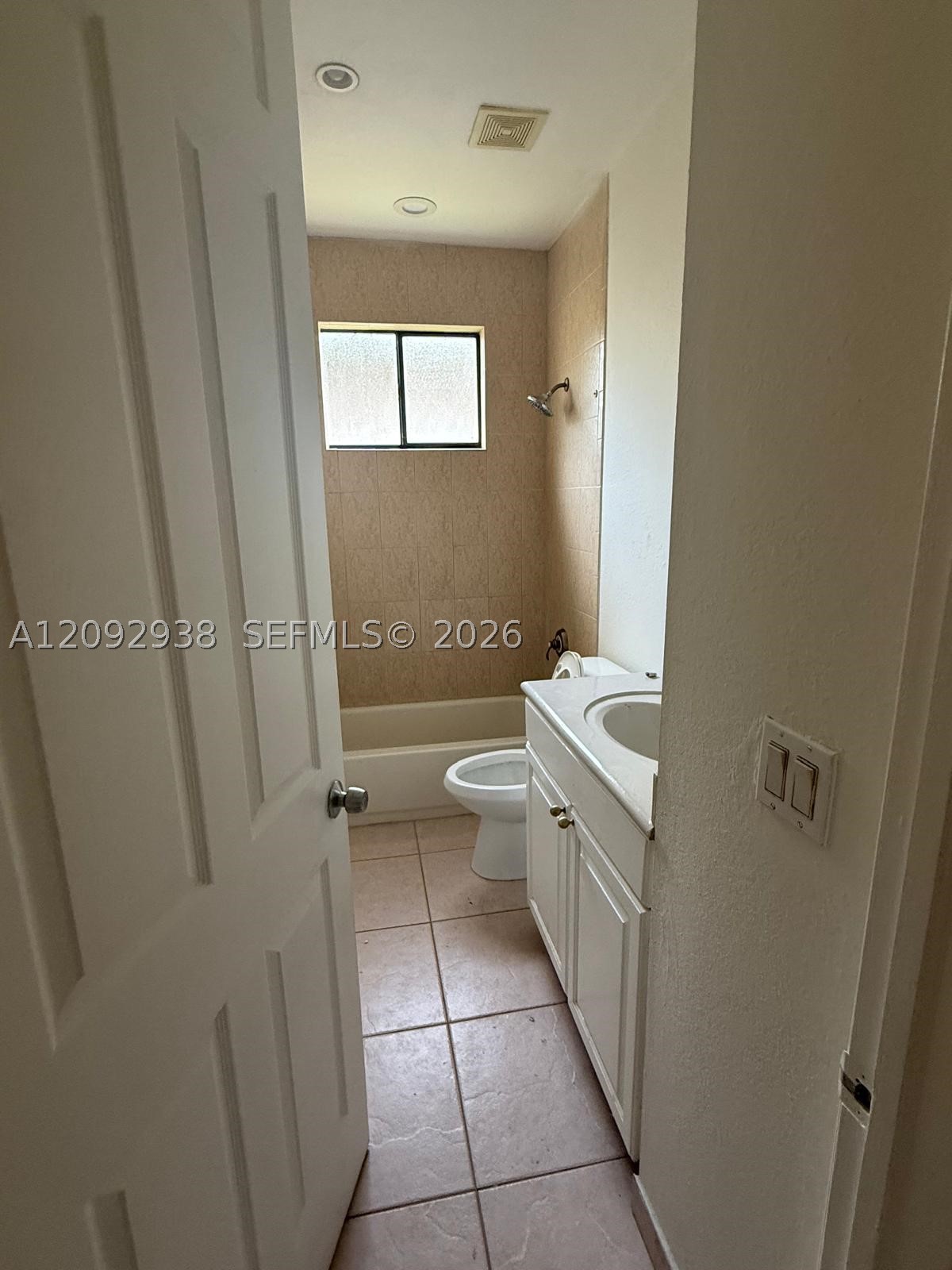 372 Sw 2nd St - Property Photo 4