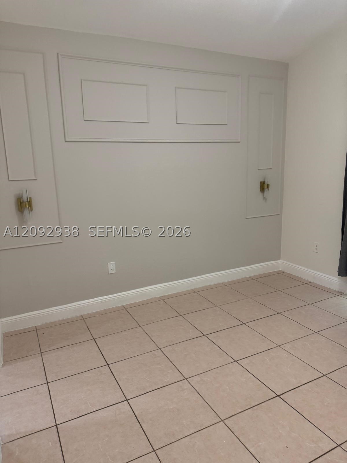 372 Sw 2nd St - Property Photo 9