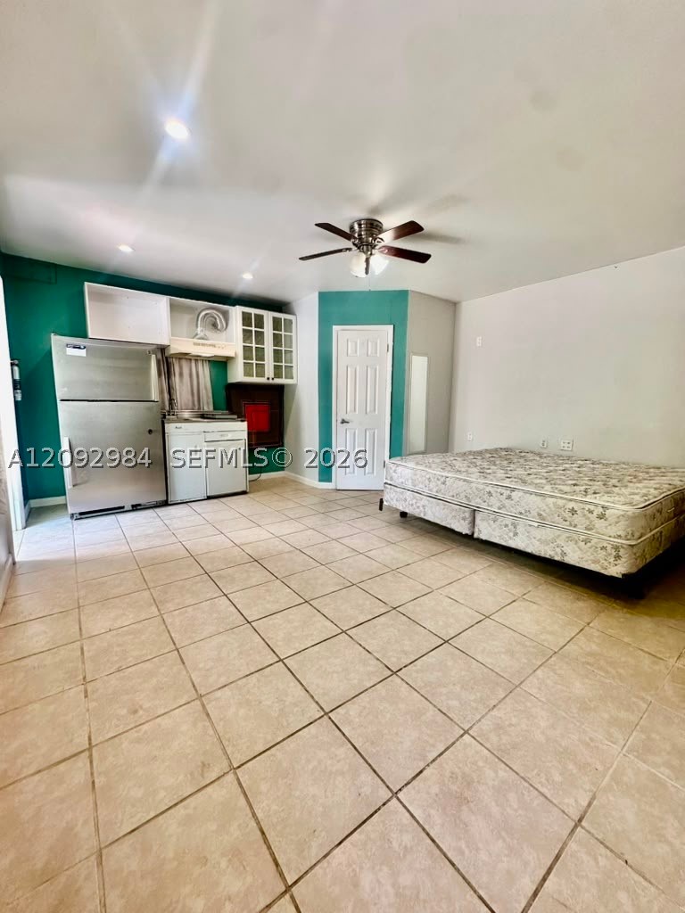 2151 N Krome 1 Property Photo 4