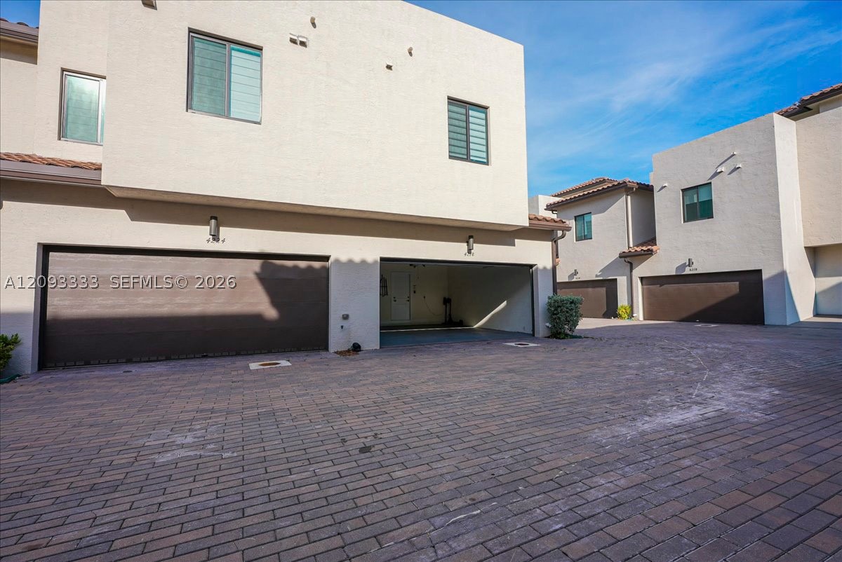 A12093333 Property Photo 5