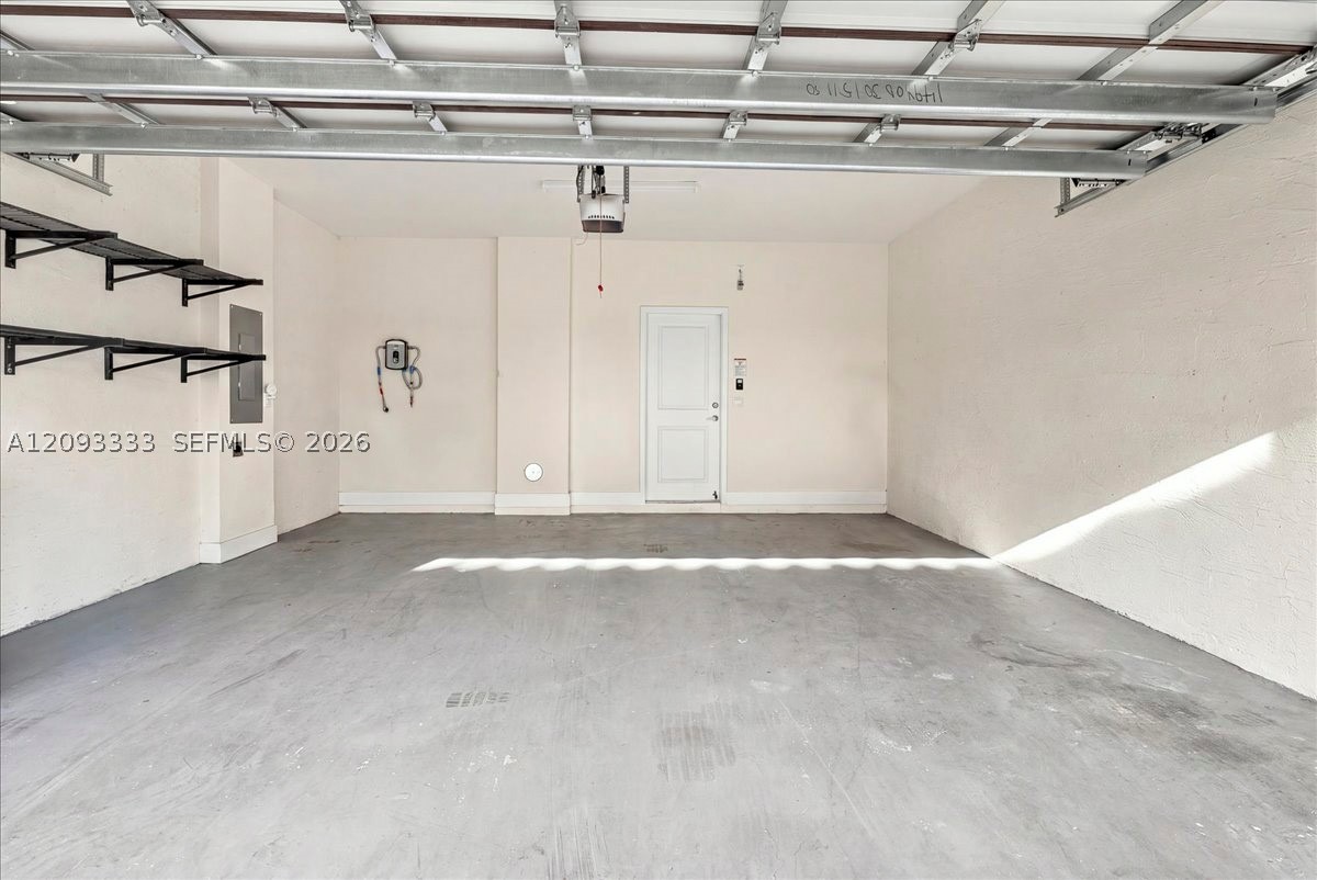 A12093333 Property Photo 20