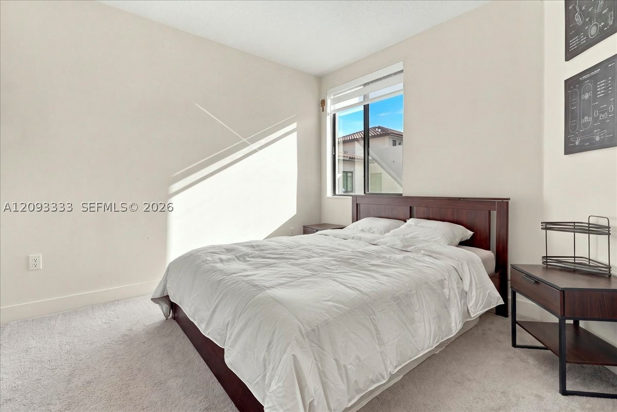 A12093333 Property Photo 27