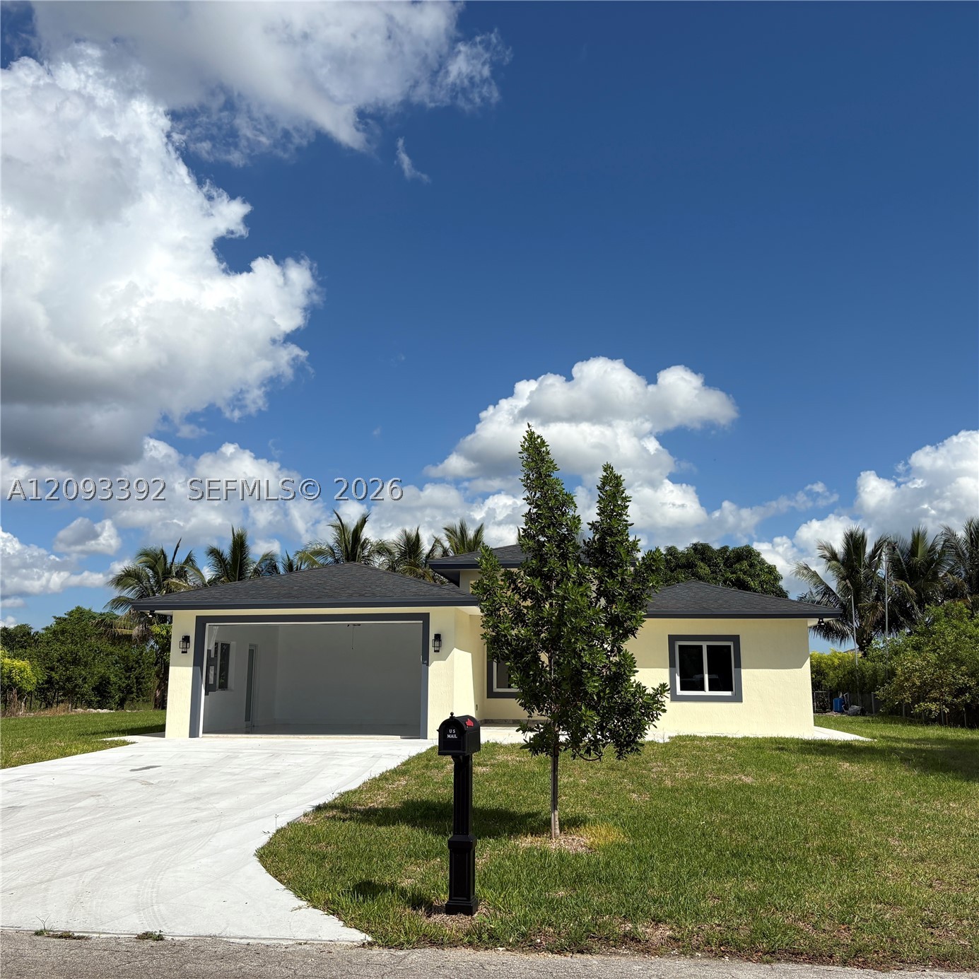 19527 Sw 325th Ln Property Photo 2