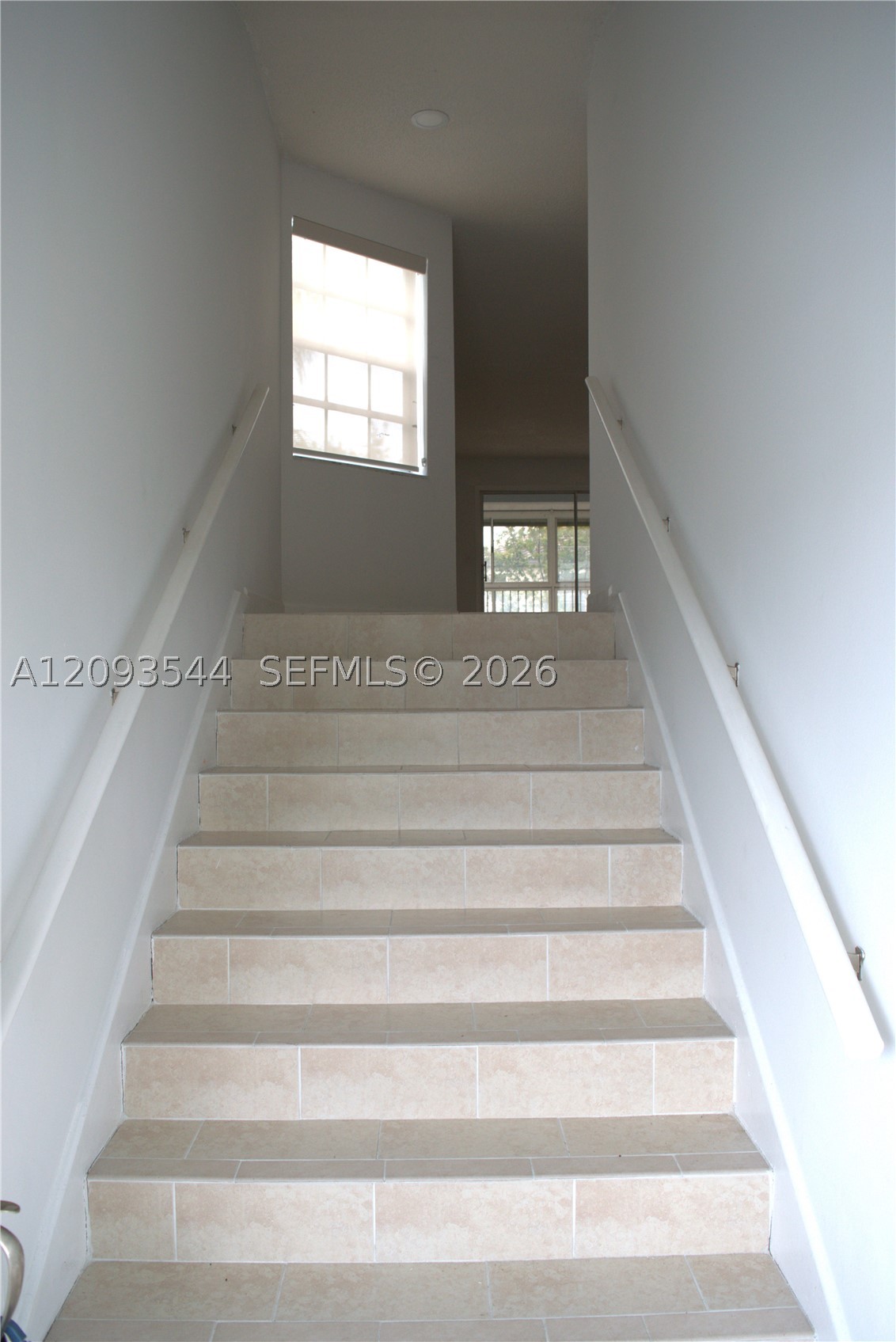 2640 Se 19th Ct 201-d Property Photo 4