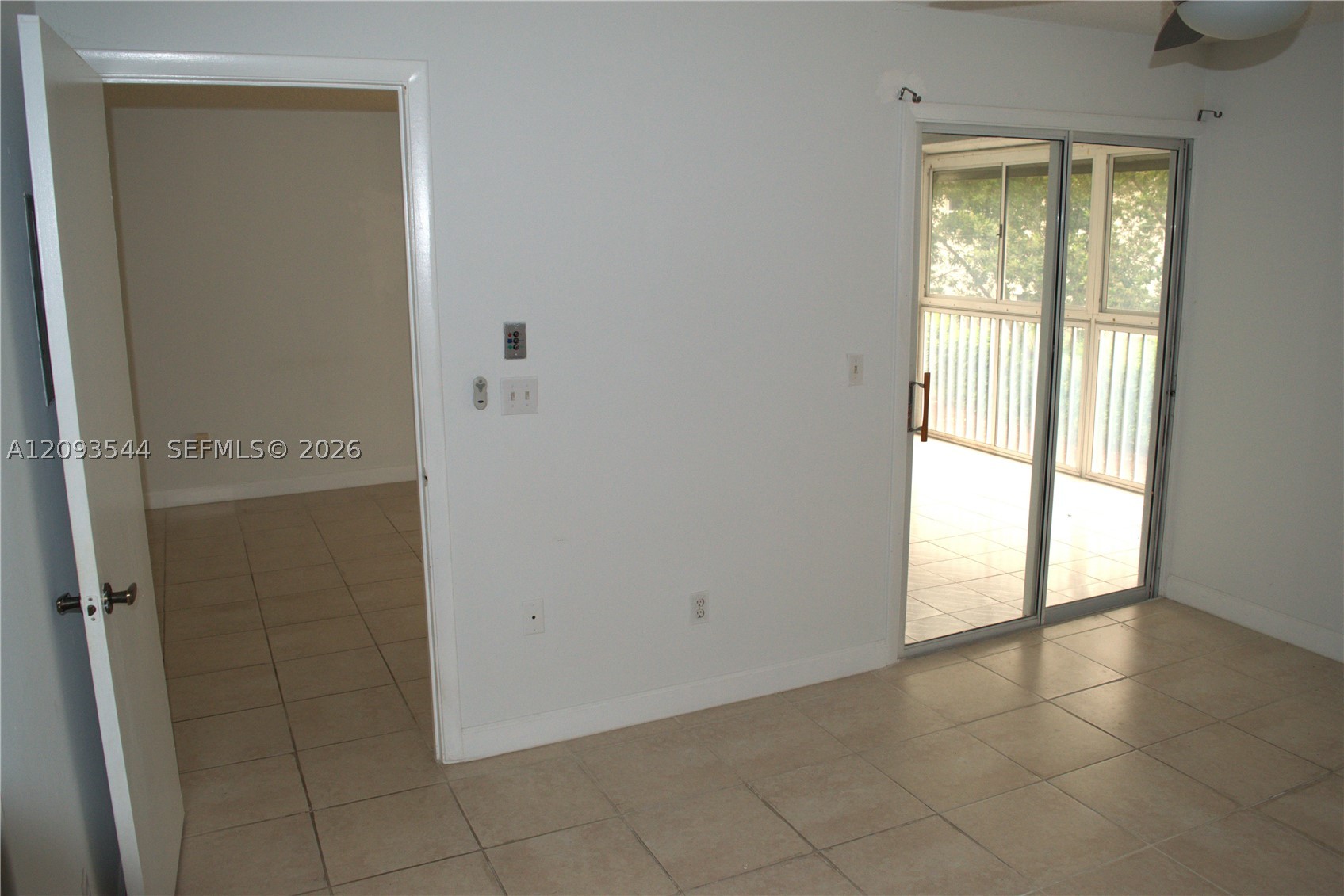 2640 Se 19th Ct 201-d Property Photo 16