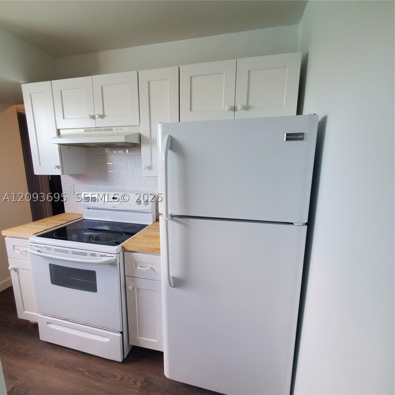 1211 S Independence Dr 1211e Property Photo 10