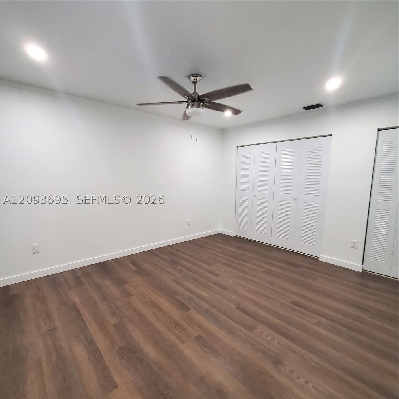 1211 S Independence Dr 1211e Property Photo 11