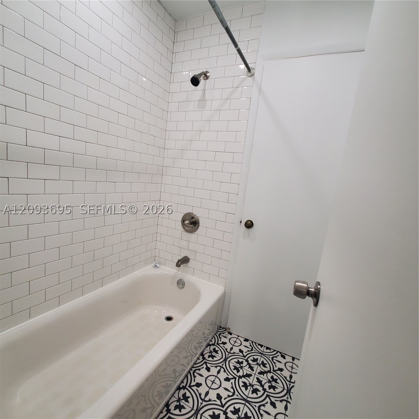 1211 S Independence Dr 1211e Property Photo 16