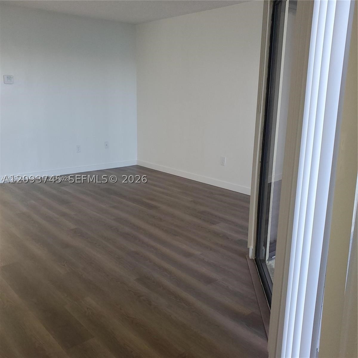929 Hamilton Dr 929f Property Photo 3