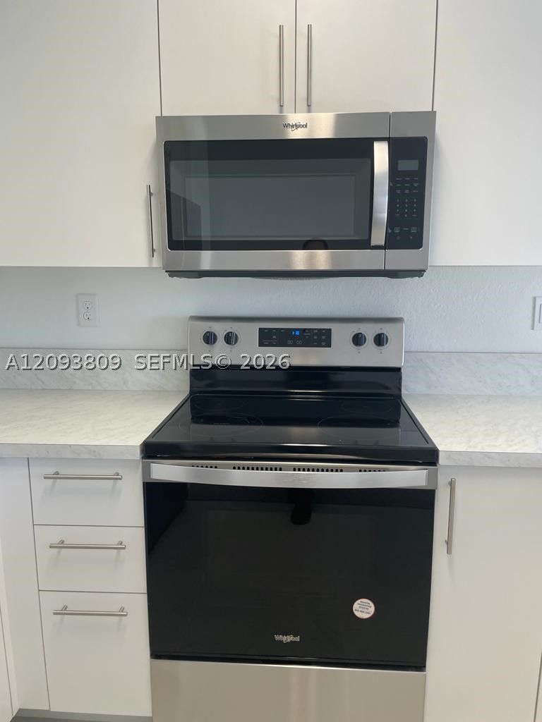1270 NW 4th Ln 1 Property Photo 1