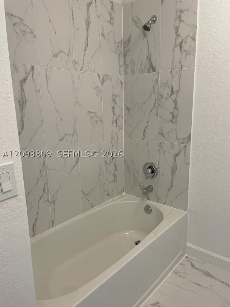1270 Nw 4th Ln 1 Property Photo 6