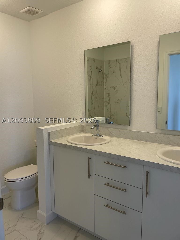 1270 Nw 4th Ln 1 Property Photo 7