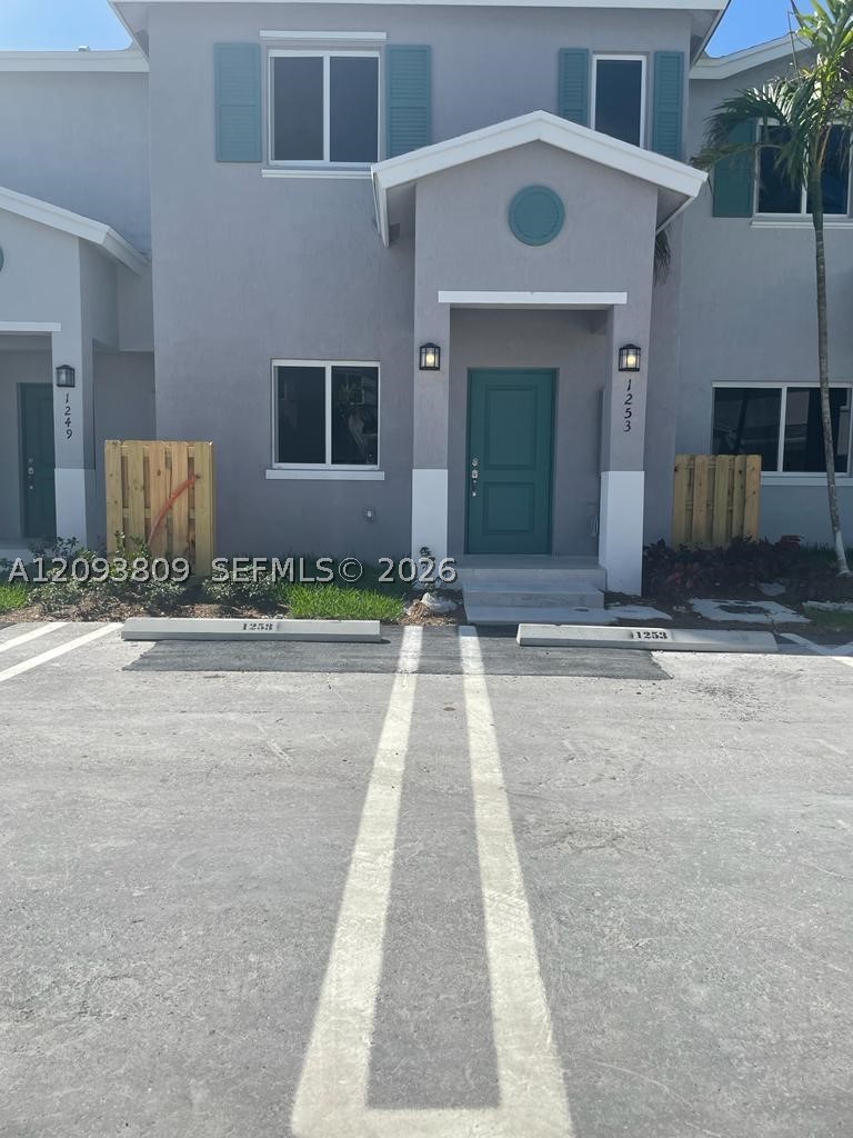 1270 Nw 4th Ln 1 Property Photo 13