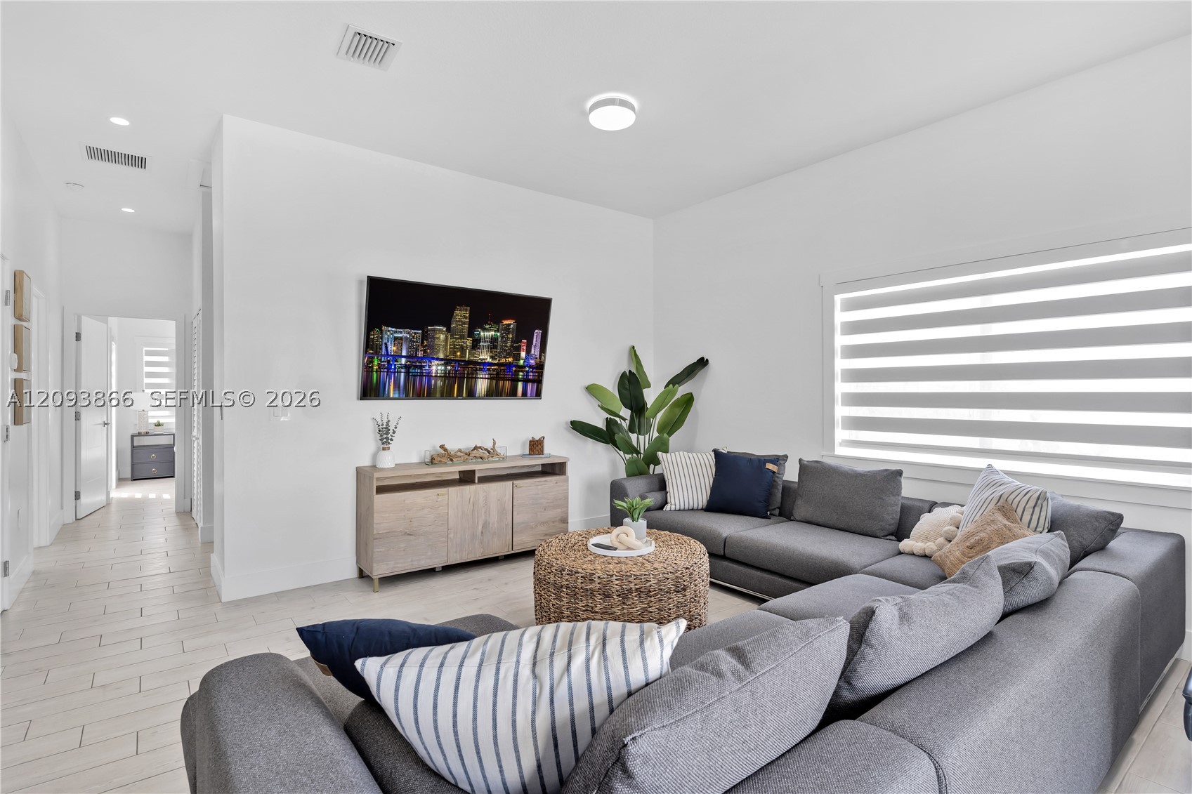 103 W Avenue A Property Photo 11