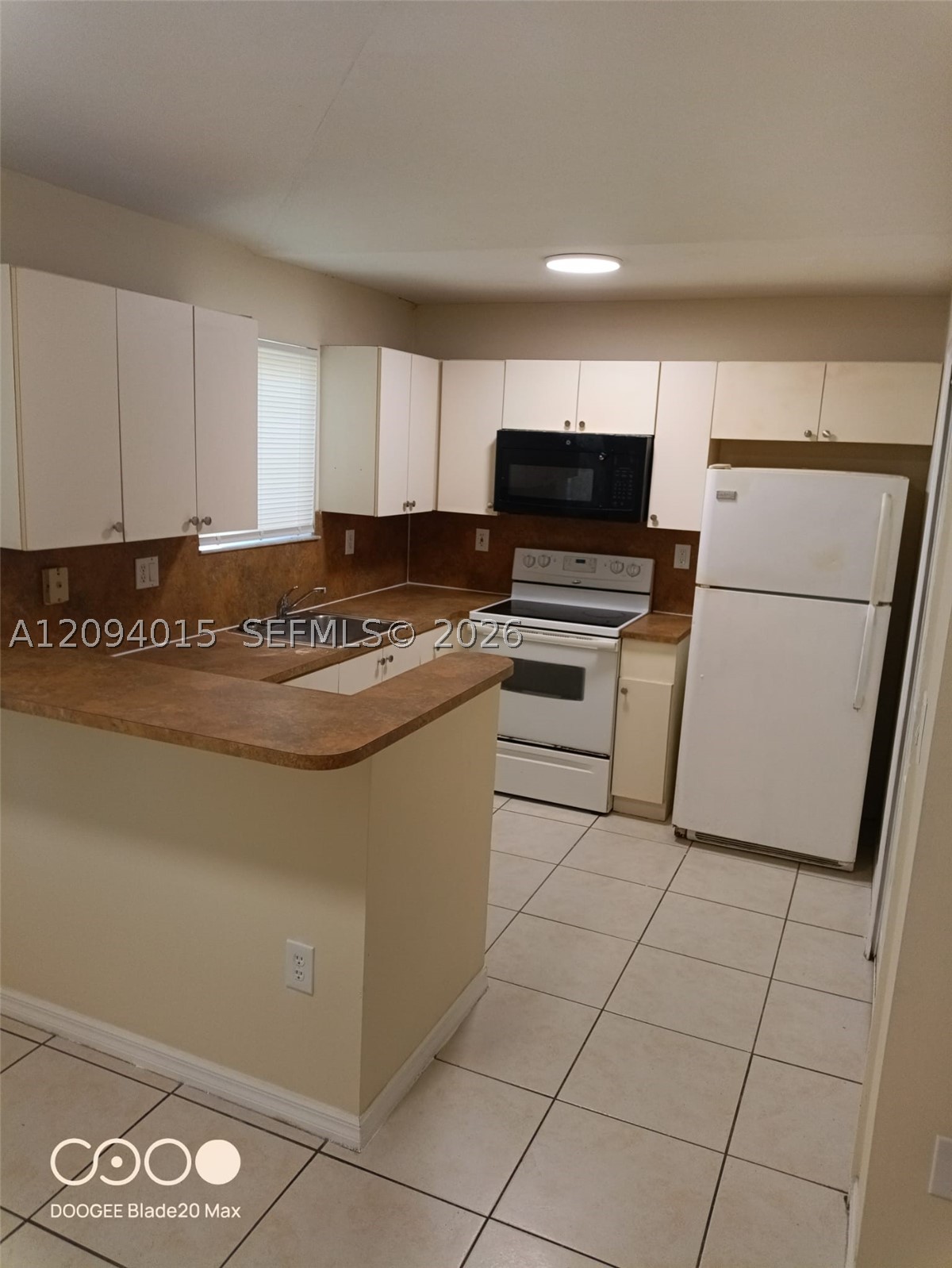 2920 Se 12th Rd 206-30 Property Photo 3