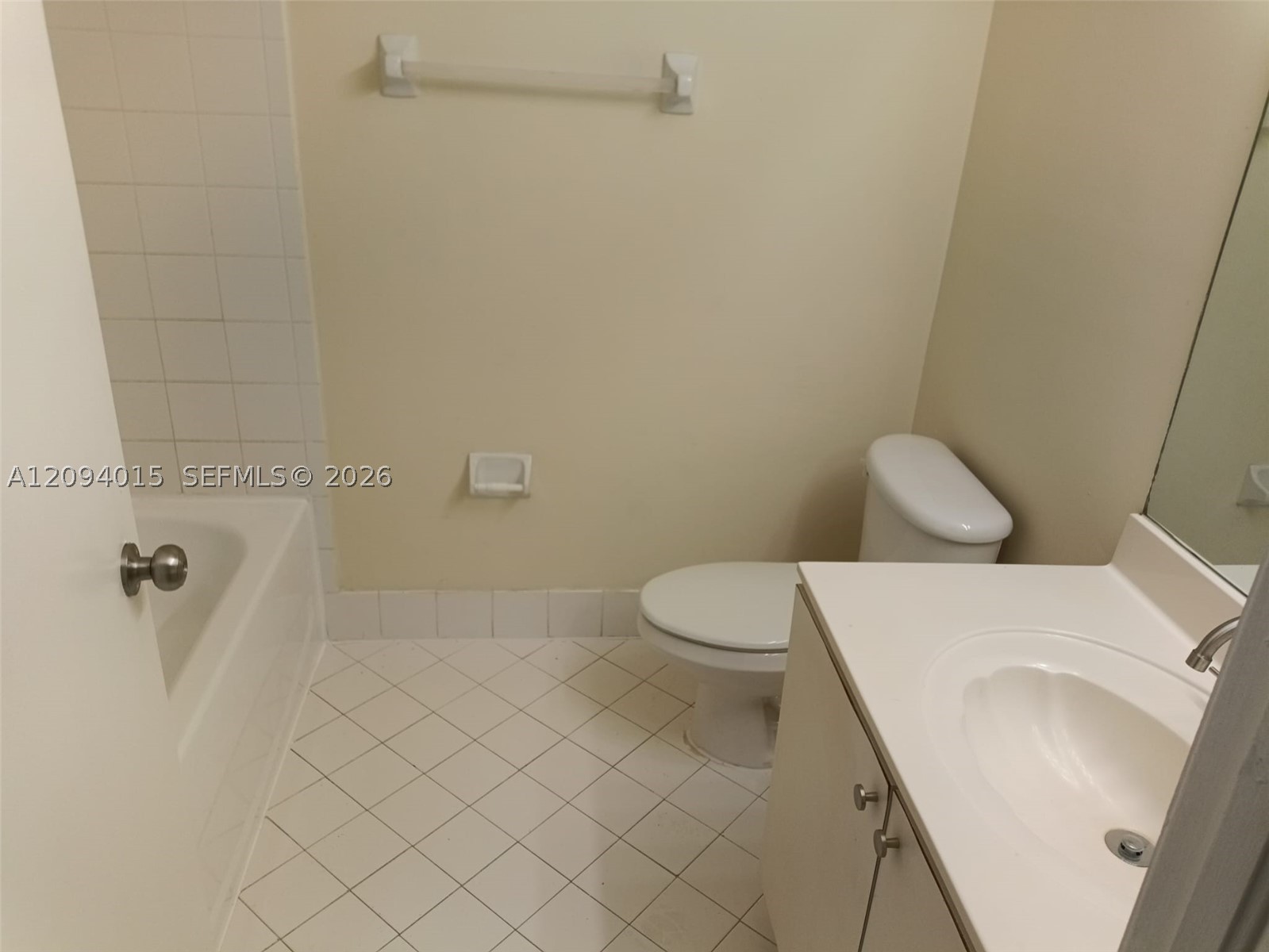 2920 Se 12th Rd 206-30 Property Photo 11