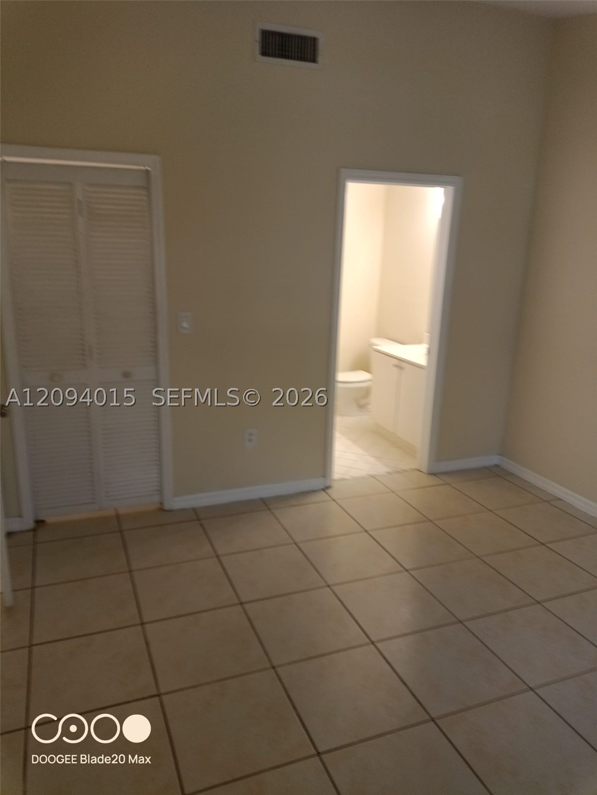2920 Se 12th Rd 206-30 Property Photo 13