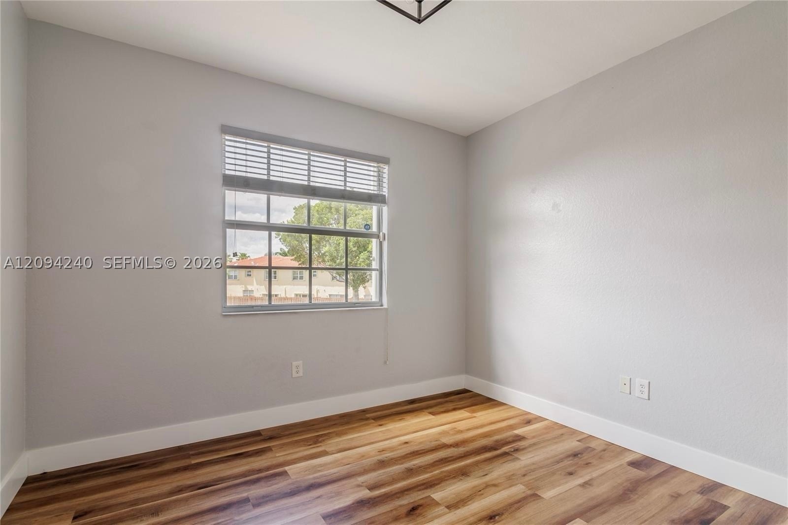 3370 Ne 13th Cir Dr 106-20 Property Photo 20