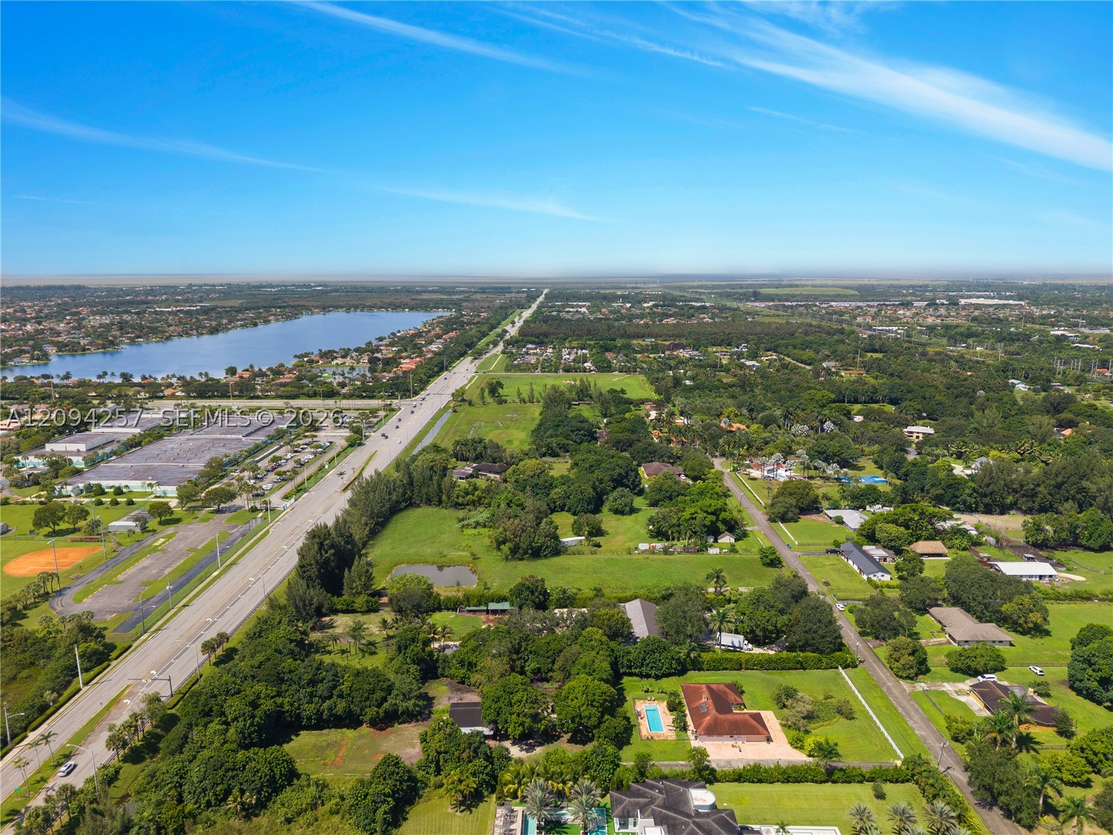 18100 Sw 70th Pl Property Photo 9