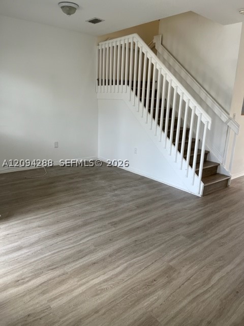 1543 Se 31st Ct Property Photo 2