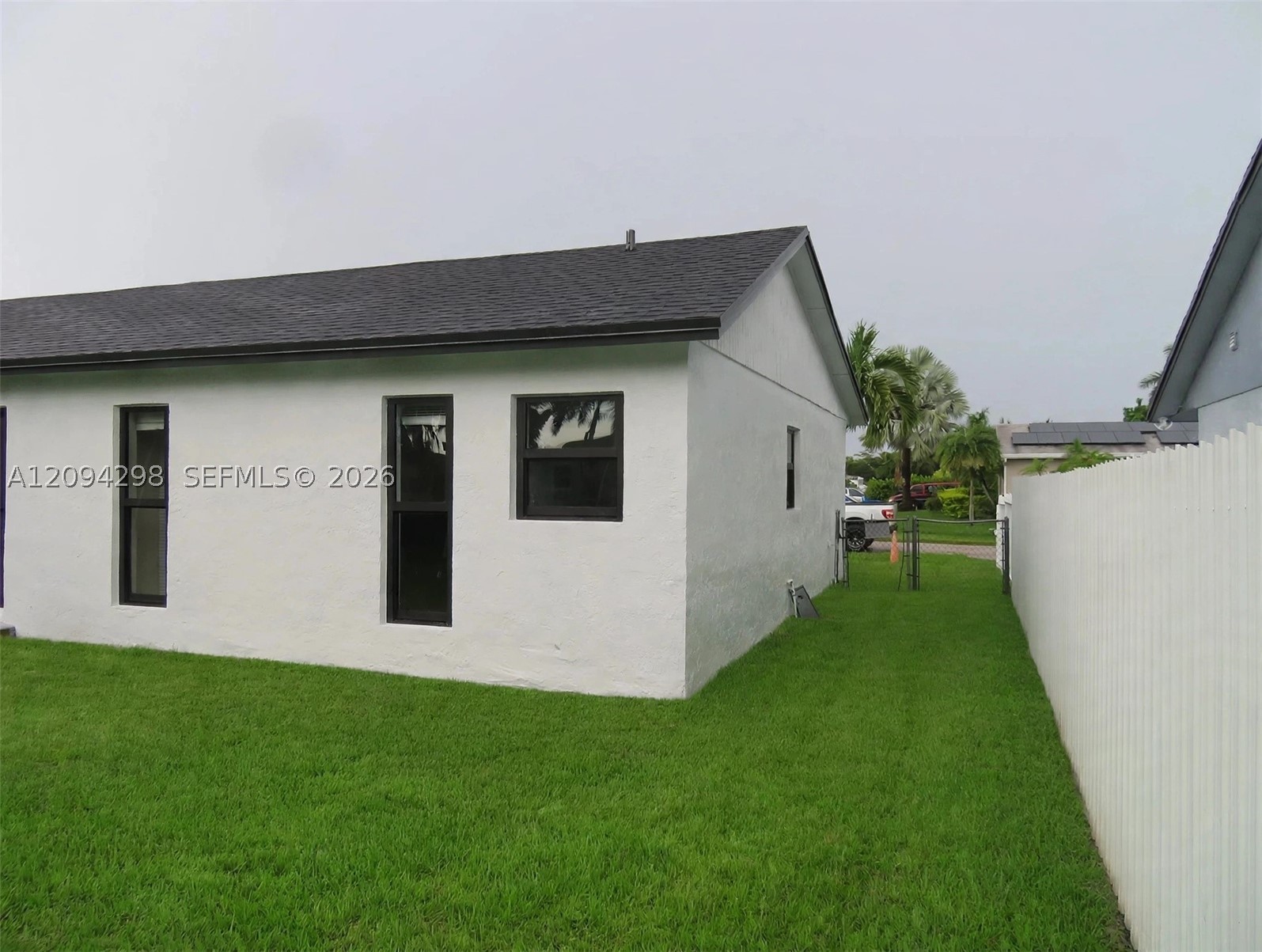 26682 Sw 125th Ct Property Photo 4