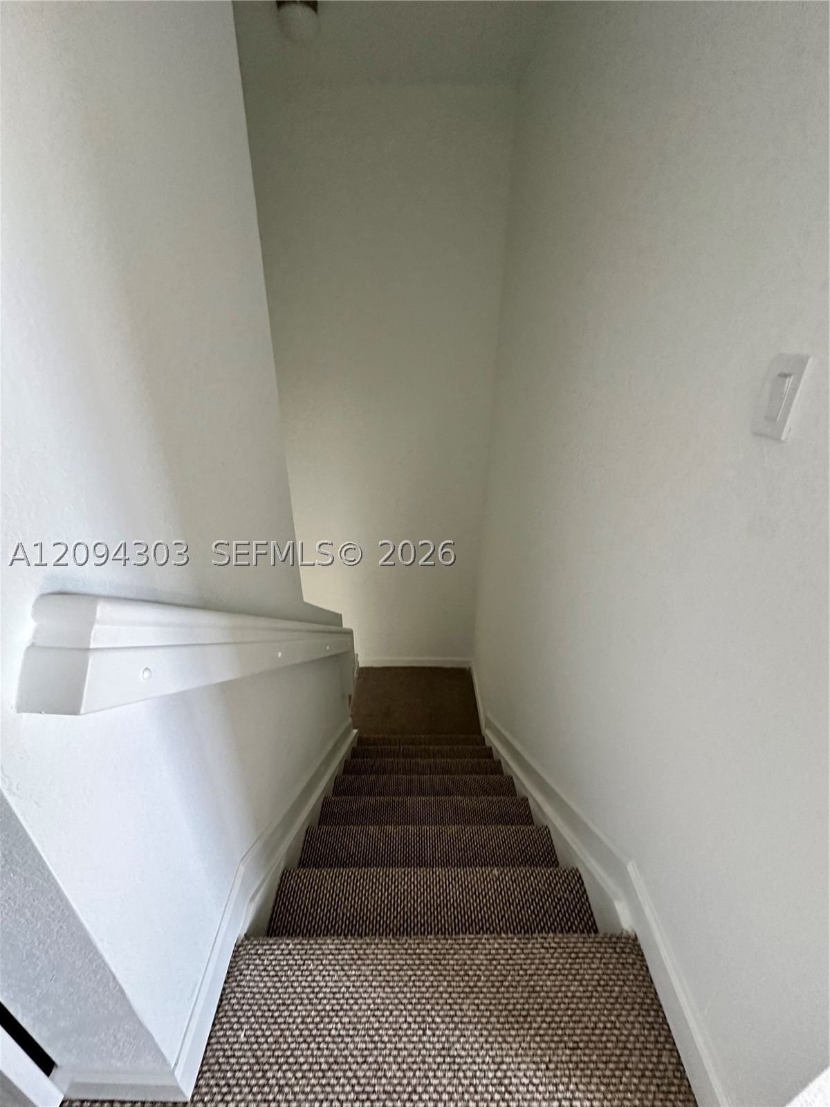 1245 Nw 3rd Ln Property Photo 11