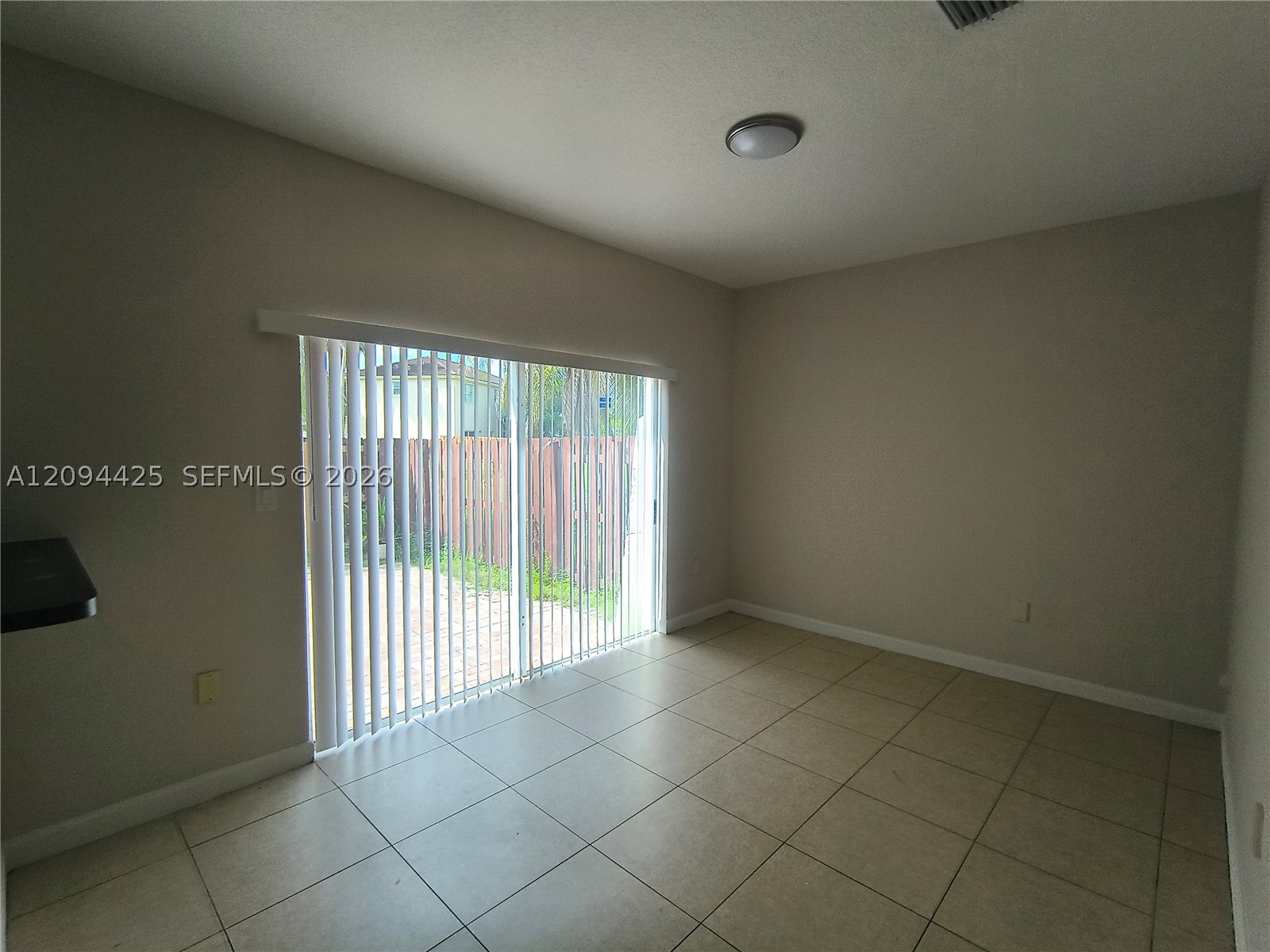 4146 Ne 26th St 4146 Property Photo 5