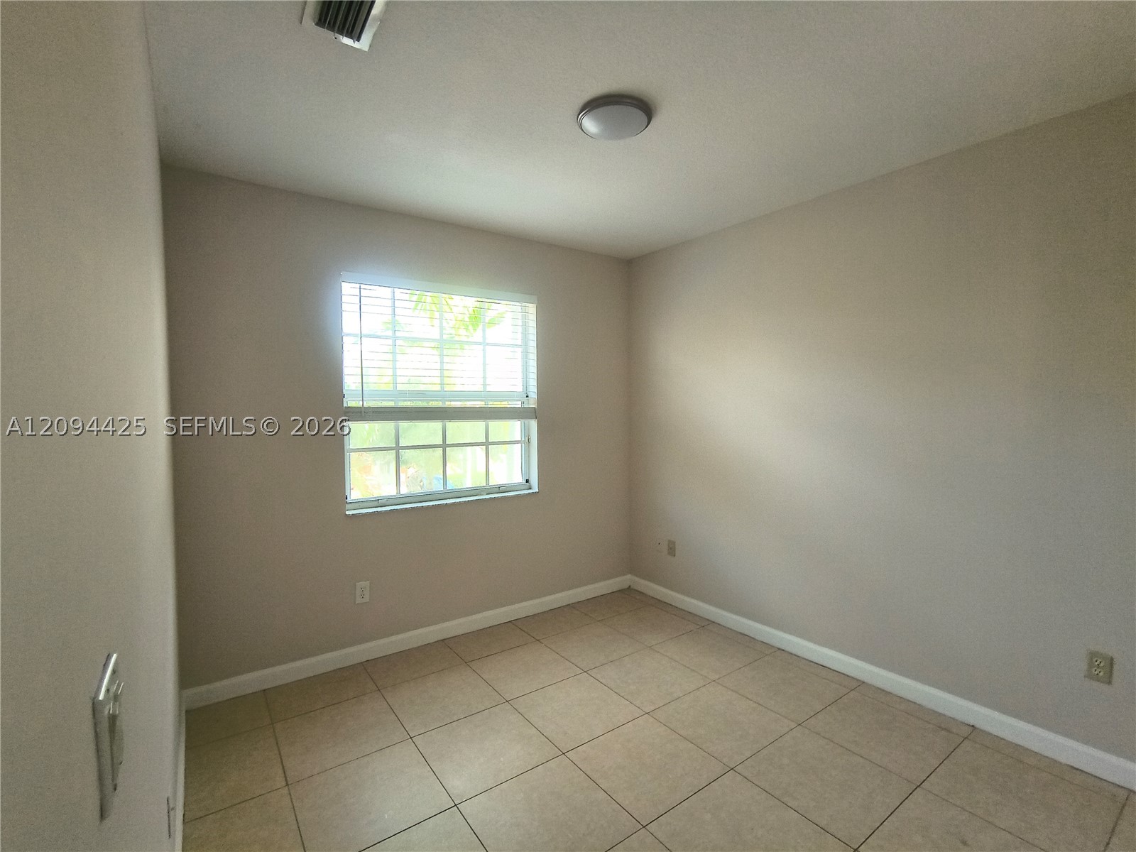 4146 Ne 26th St 4146 Property Photo 11
