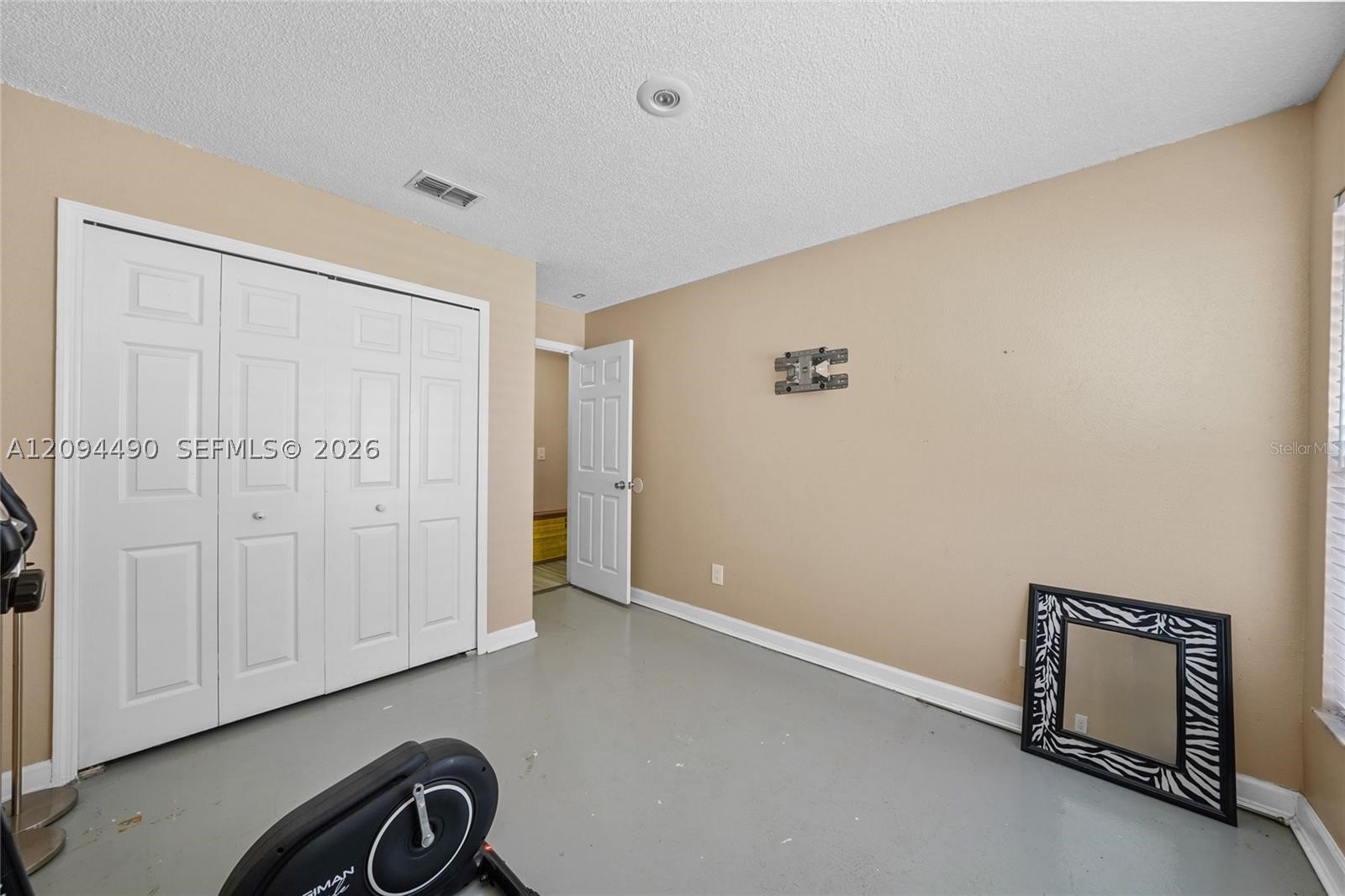 16404 Coopers Hawk Property Photo 27
