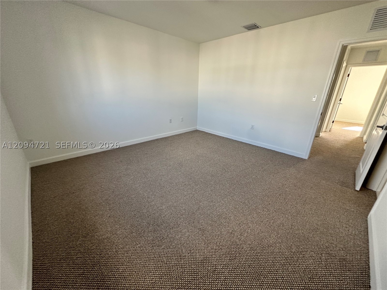 1245 Nw 3rd Ln Property Photo 16